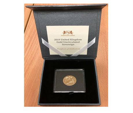 2019 Queen Elizabeth ii Full Gold Sovereign Coin